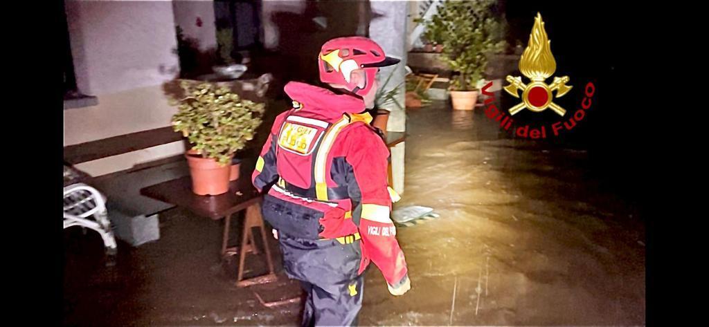 Maltempo, allagamenti a Porto Rotondo e Arzachena: una famiglia salvata dai vigili del fuoco