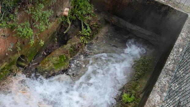 Ma per la sorgente di Grotta Parlanti nessuno si fa avanti
