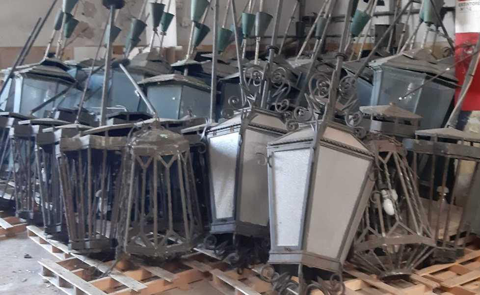 Tutte le luci del centro portate negli ex depositi degli autobus
