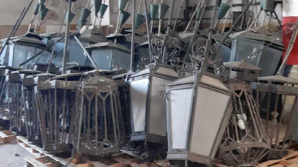 Tutte le luci del centro portate negli ex depositi degli autobus