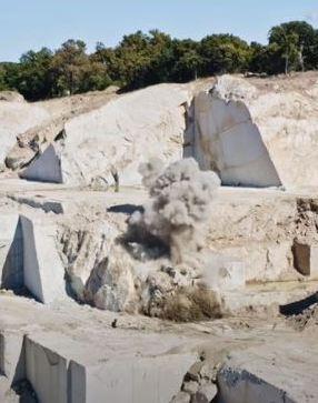 Studiosi Unife in Sardegna Gli scarti di granito da inquinanti a risorsa 