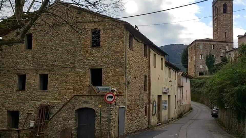 L’edificio a Sant’Andrea di Compito che fu sede della Società di Mutuo Soccors