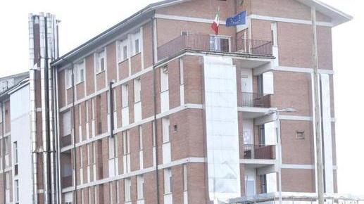 Dimessa ma piena di ematomi «Cosa è accaduto in ospedale?»