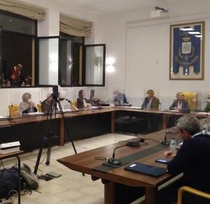  Bilancio, Alternativa si astiene «Poco tempo per valutare» 