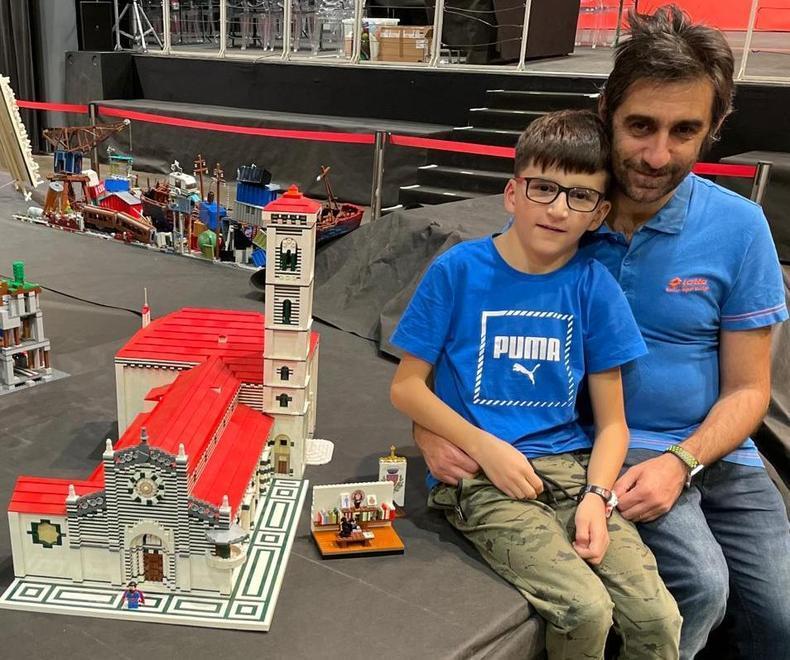 Le dirette Fb di Biffoni diventano costruzioni al festival nazionale dei maghi della Lego