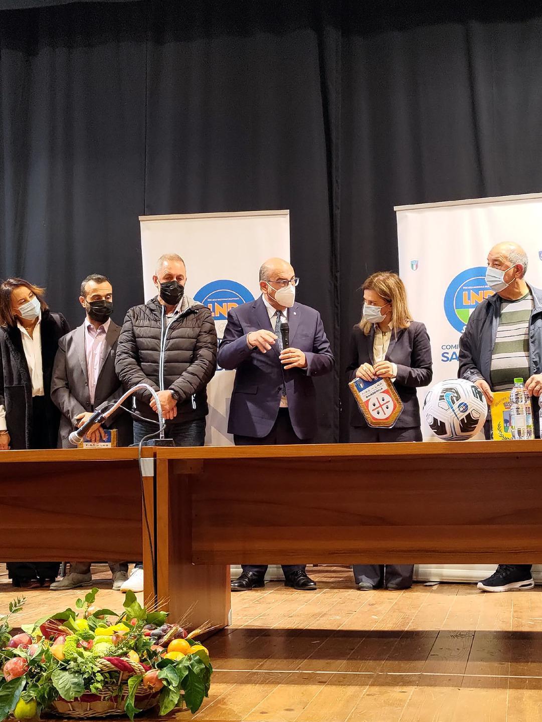 Incendi, contributo alle società di calcio colpite 