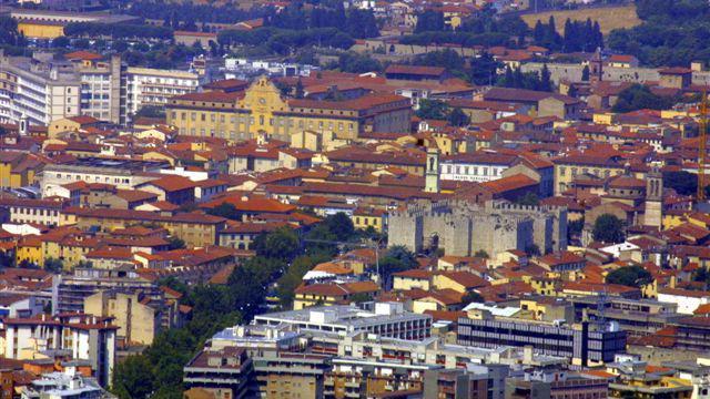 Prato, calano i prezzi delle case in centro storico e salgono le quotazioni delle periferie