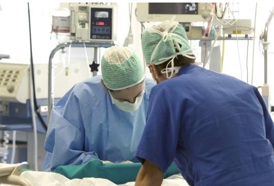 Covid, due decessi e 25 nuovi positivi. Più ricoverati negli ospedali