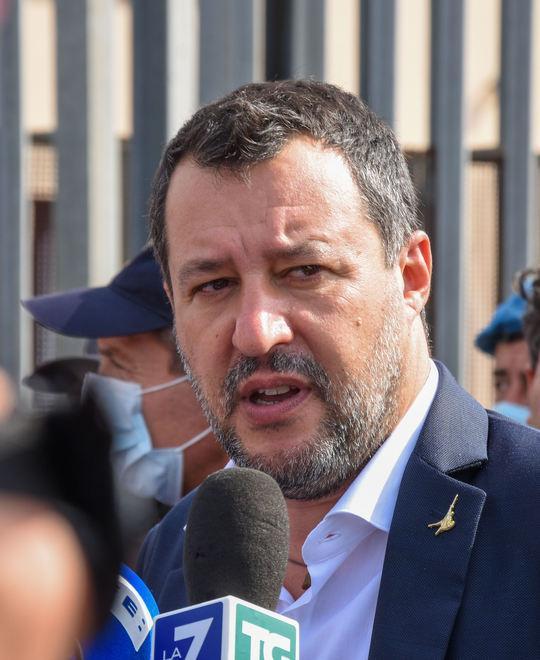 Salvini vuole le primarie dentro il centrodestra