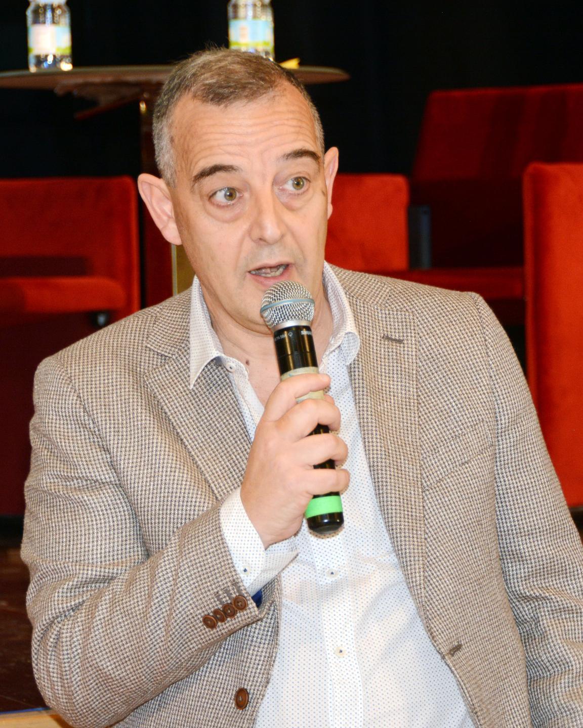 Li Gioi, M5s: «Scuole in zona industriale? No, restino in città»