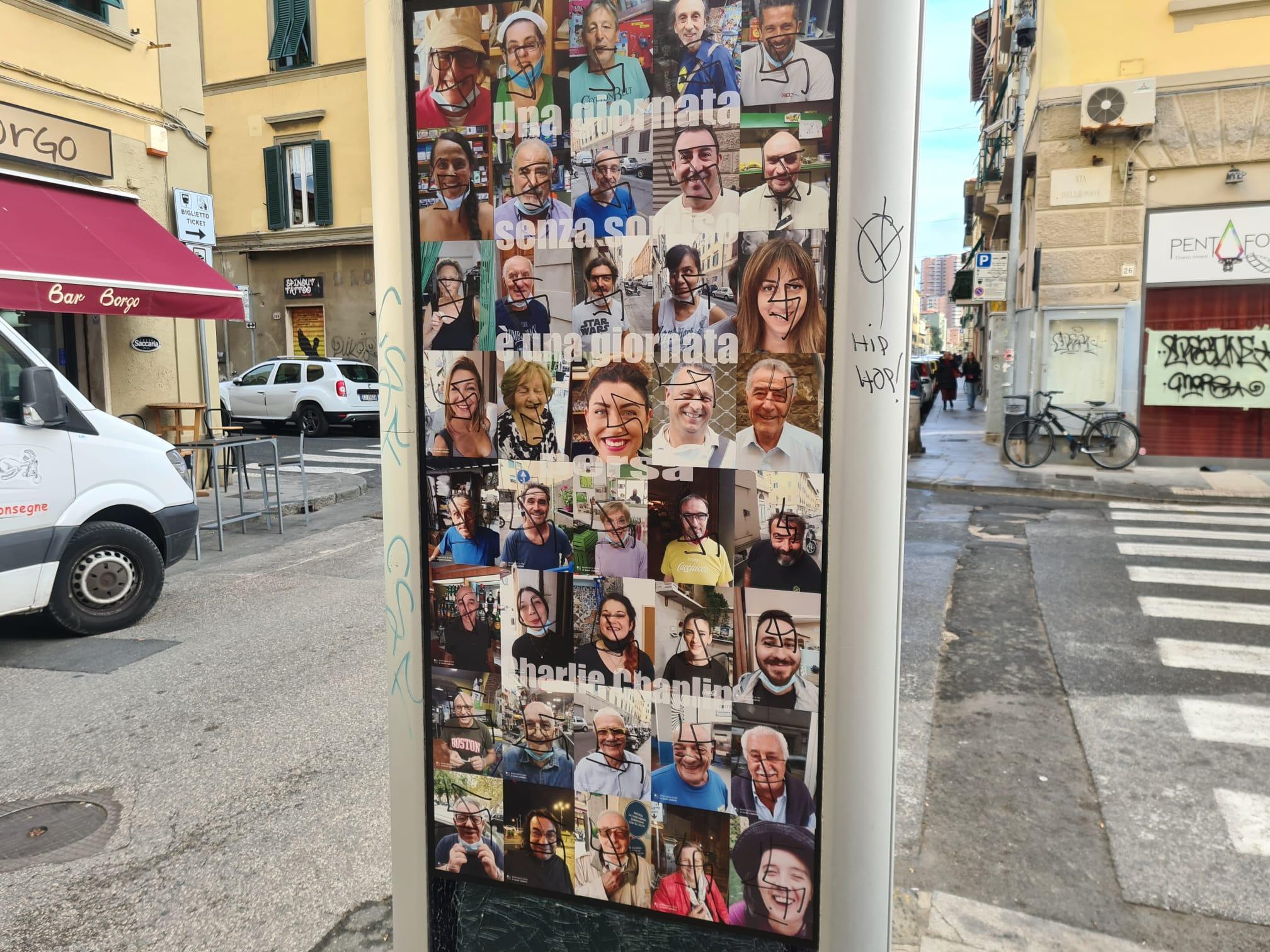 Le svastiche (foto Daniele Stefanini/Silvi)
