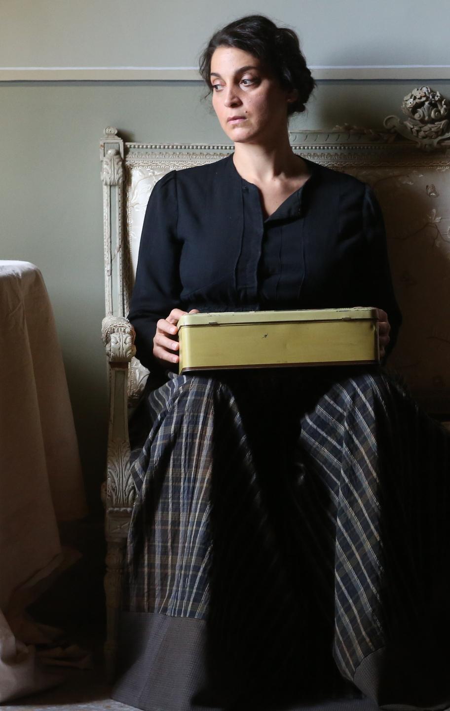 Donatella Finocchiaro nel film di Enrico Pau "Accabbadora"