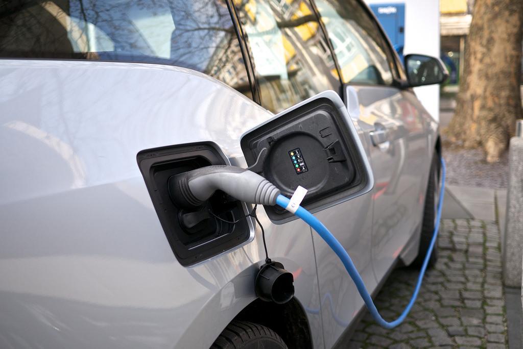 Modena è quattordicesima in Italia nella classifica delle auto elettriche