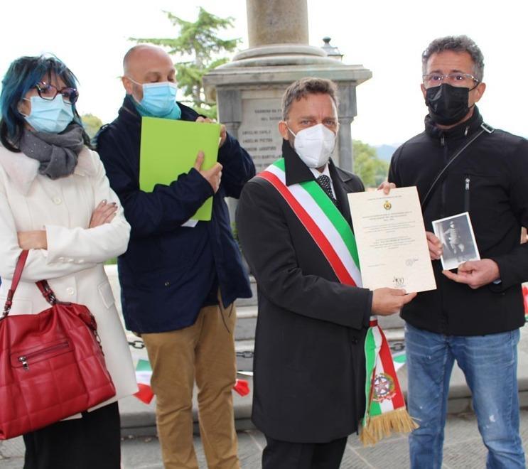 Consegnate le pergamene alle famiglie dei soldati caduti nella guerra 1915-18 