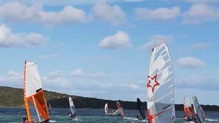 Windsurf, grande successo per l’Ajò Classic