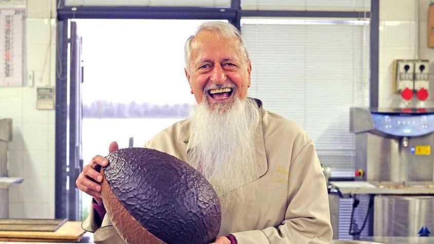«In Paradiso un po’ di dolcezza in più»: addio al maestro cioccolataio Catinari