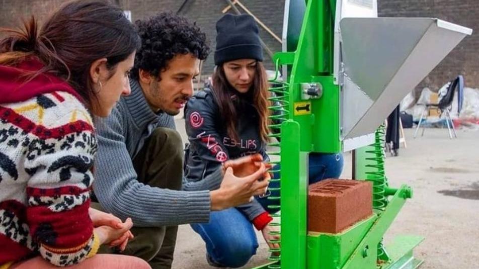 «Con terra cruda costruisco edifici eco-compatibili»