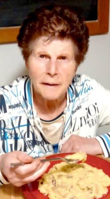 Pescia dice addio alla “signora dei bottoni” 