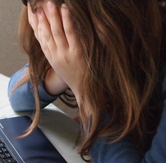 Botte in aula, parla l’esperta «Il bullismo va prevenuto» 