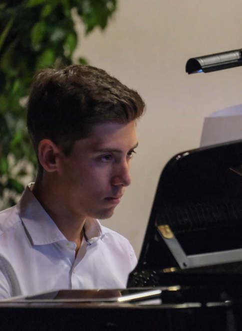 Parma chiama Jacopo Giusti Pianista di talento al Conservatorio 