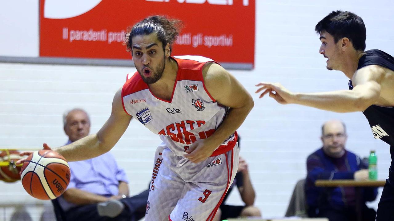 Basket. Sebastiano Bianchi è tornato a casa
