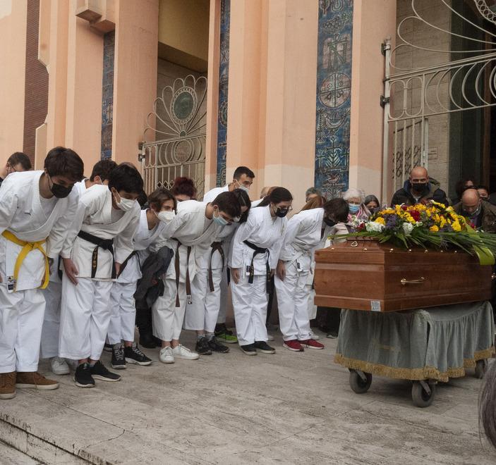 Tutti in Kimono per dire addio al maestro Francesco Romani: «Sarai sempre la nostra stella» 