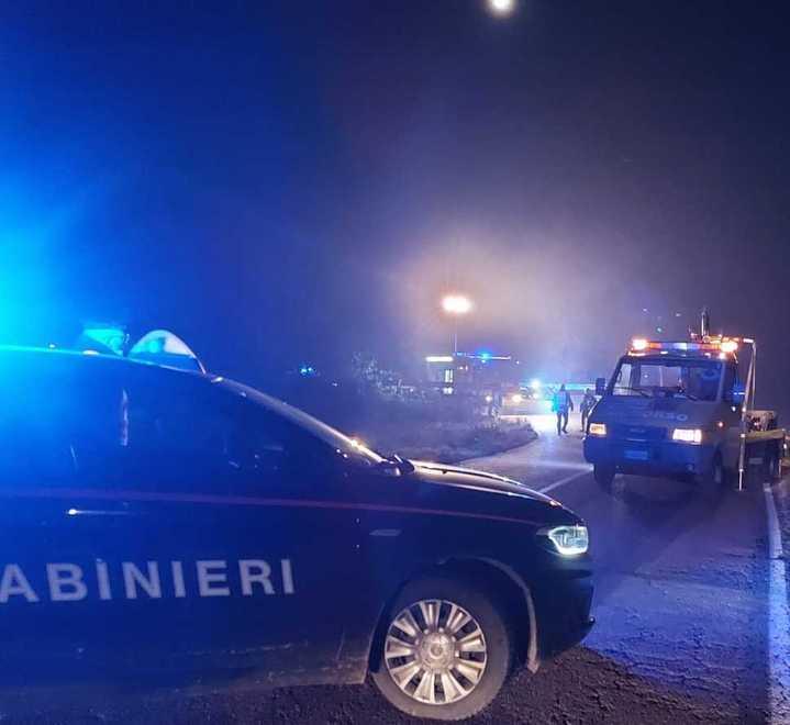 Violento scontro tra auto e moto: grave un 50enne di Castelvetro 