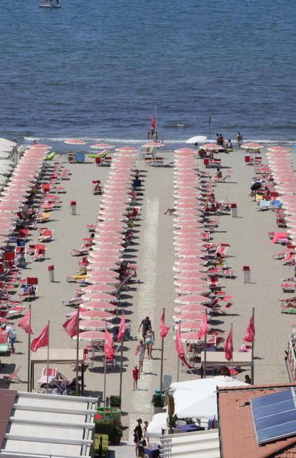 Spiagge, ora le aste sono inevitabili Lo stabilimento a chi offre più soldi 