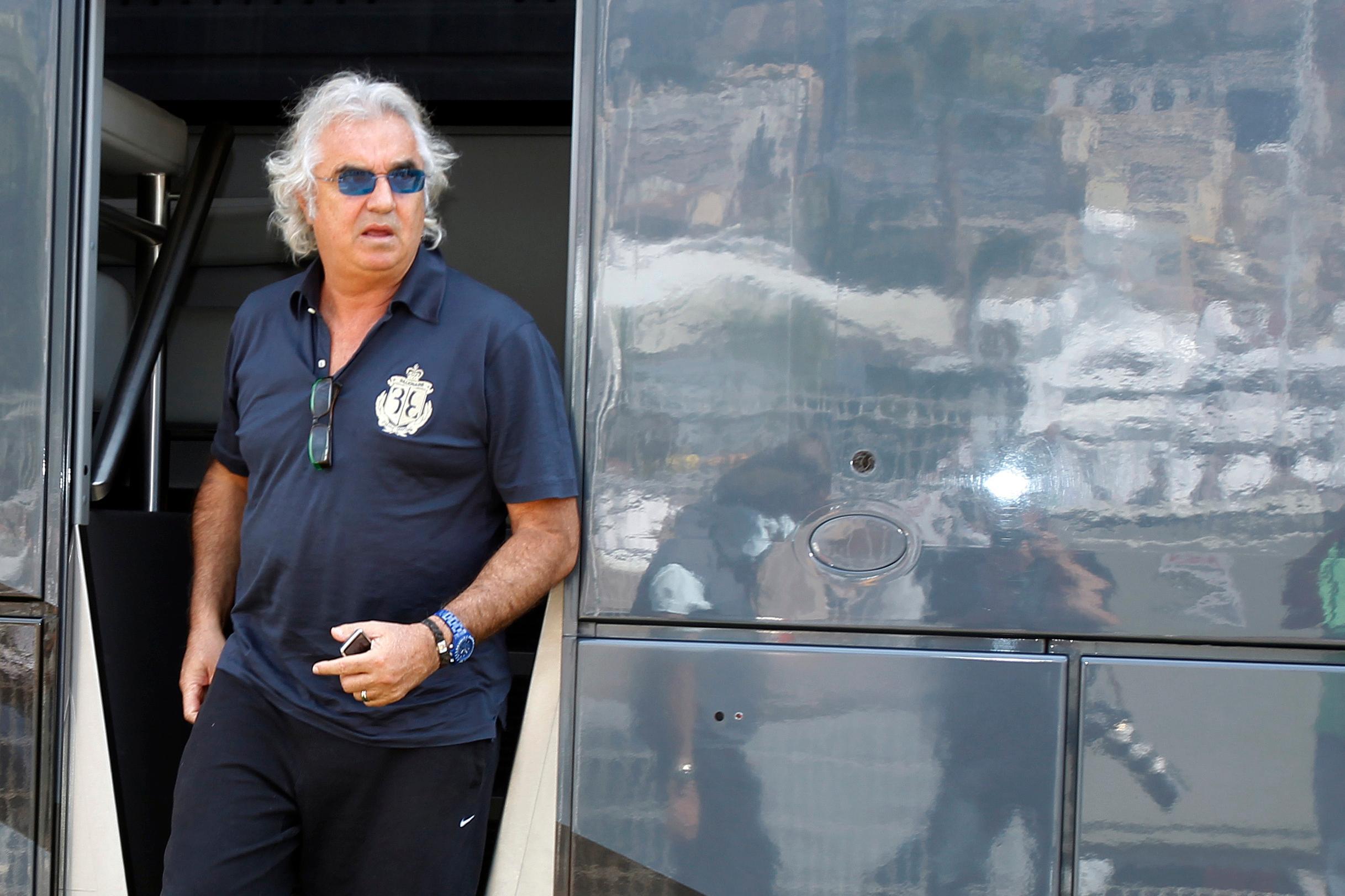Spiagge, Briatore attacca: «Canoni più alti, non aste. Vogliamo davvero il modello Saint Tropez?»