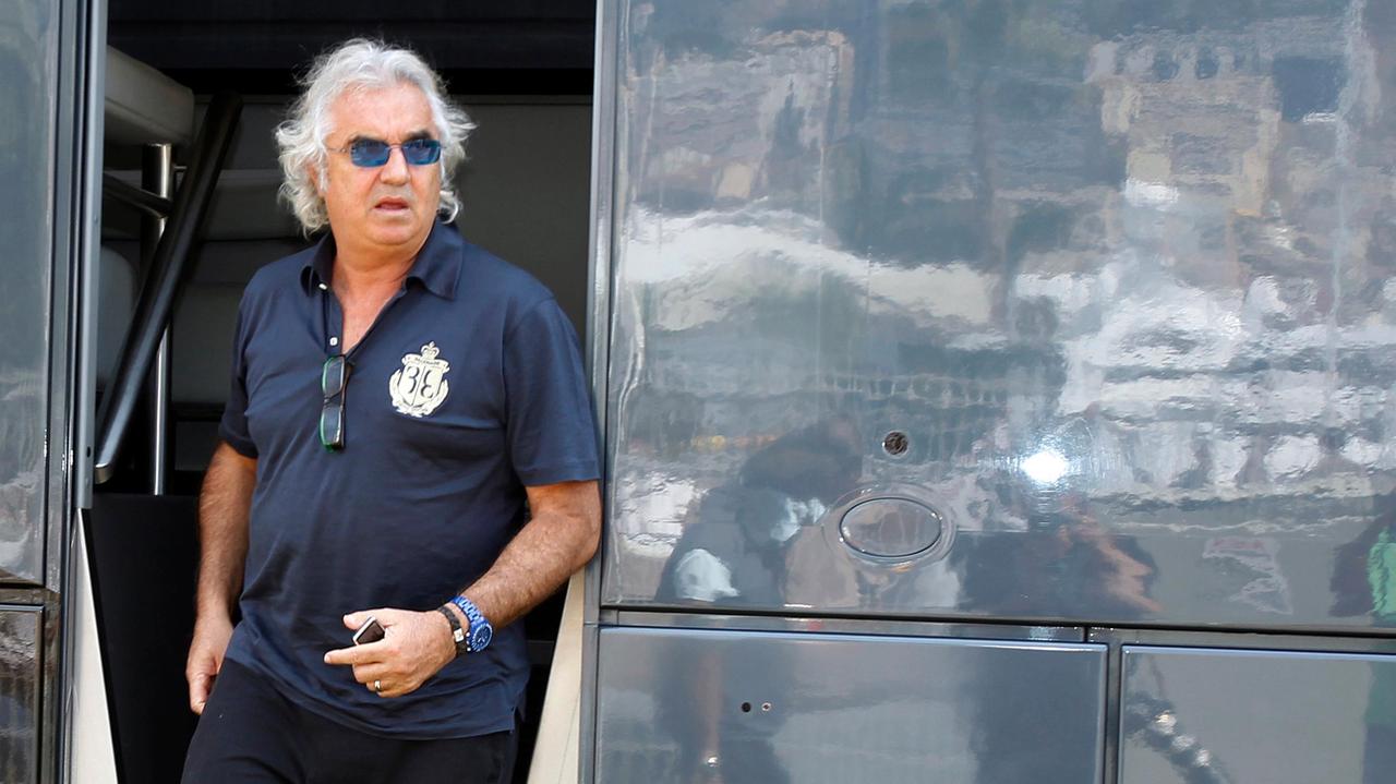 Spiagge, Briatore attacca: «Canoni più alti, non aste. Vogliamo davvero il modello Saint Tropez?»