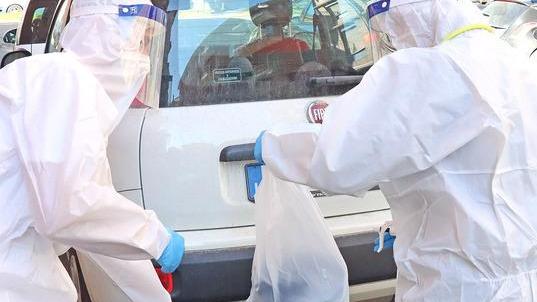 Contagi aumentati del 258 per cento in un mese, ma gli ospedali restano sotto la soglia di allerta