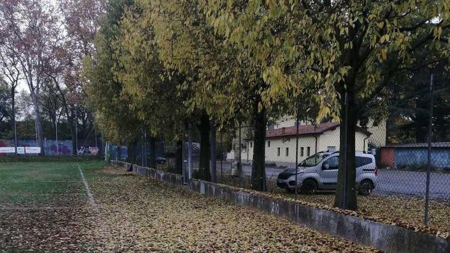 Reggio Emilia, in via Agosti è ancora tutto fermo: «Quando faranno i nuovi campi?»
