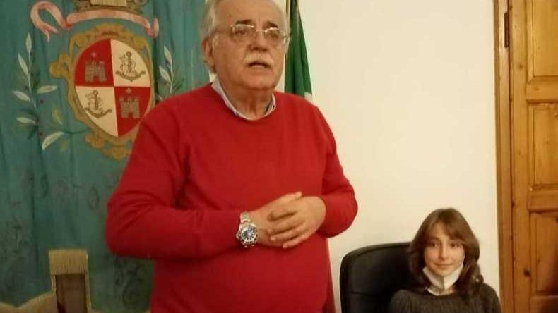 Un premio a Victoria, la piccola Greta abita a Porto Azzurro