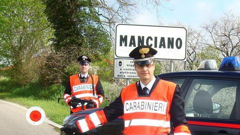Ruba il cellulare all’allenatore Antolovic L’Arma lo denuncia