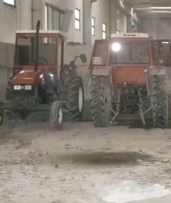 Bassa modenese, il pm chiede 50 anni per la banda dei furti di trattori 