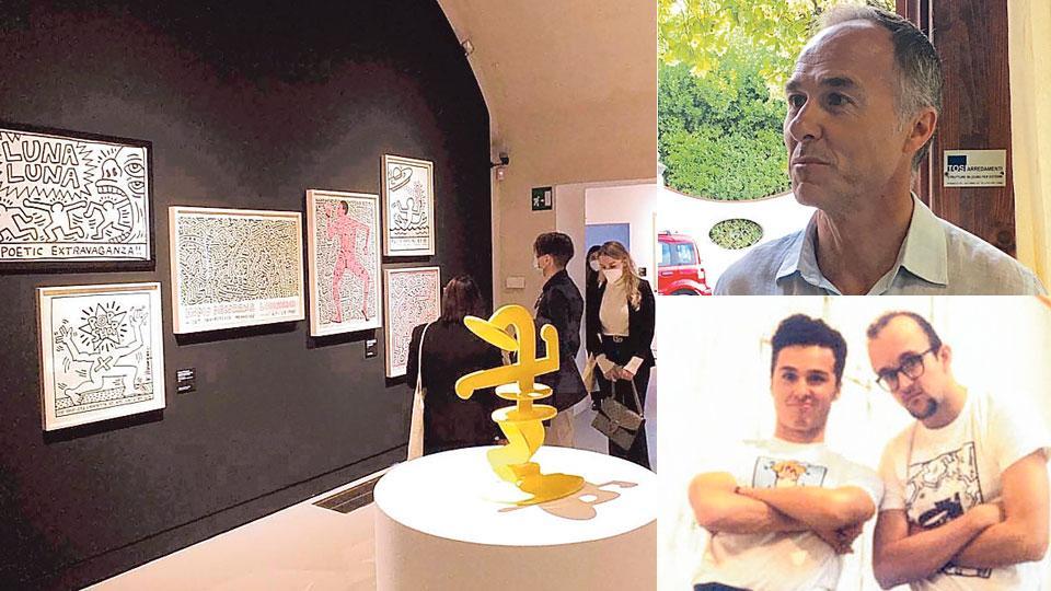 A sinistra un interno della mostra a destra in senso orario due vecchie foto di Haring con Castellani e Piergiorgio Castellani