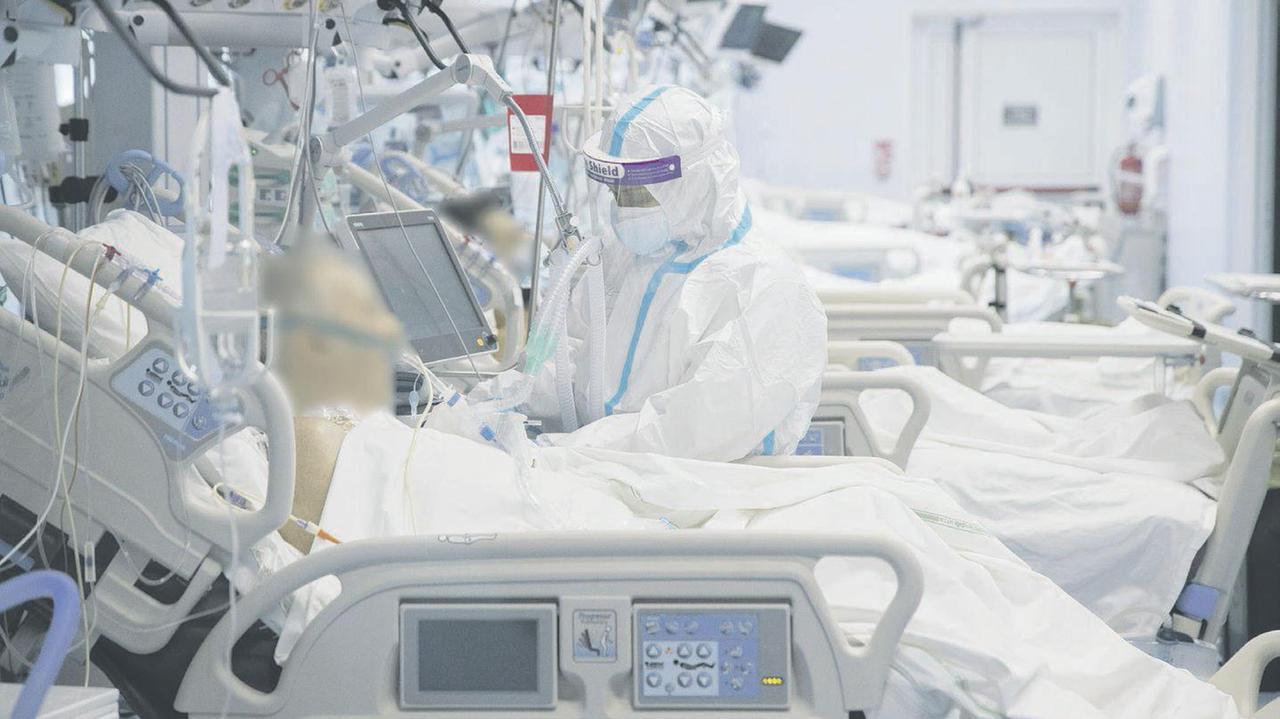 È allarme all’interno del reparto Covid di Grosseto: «Gli ingressi al doppio delle dimissioni»