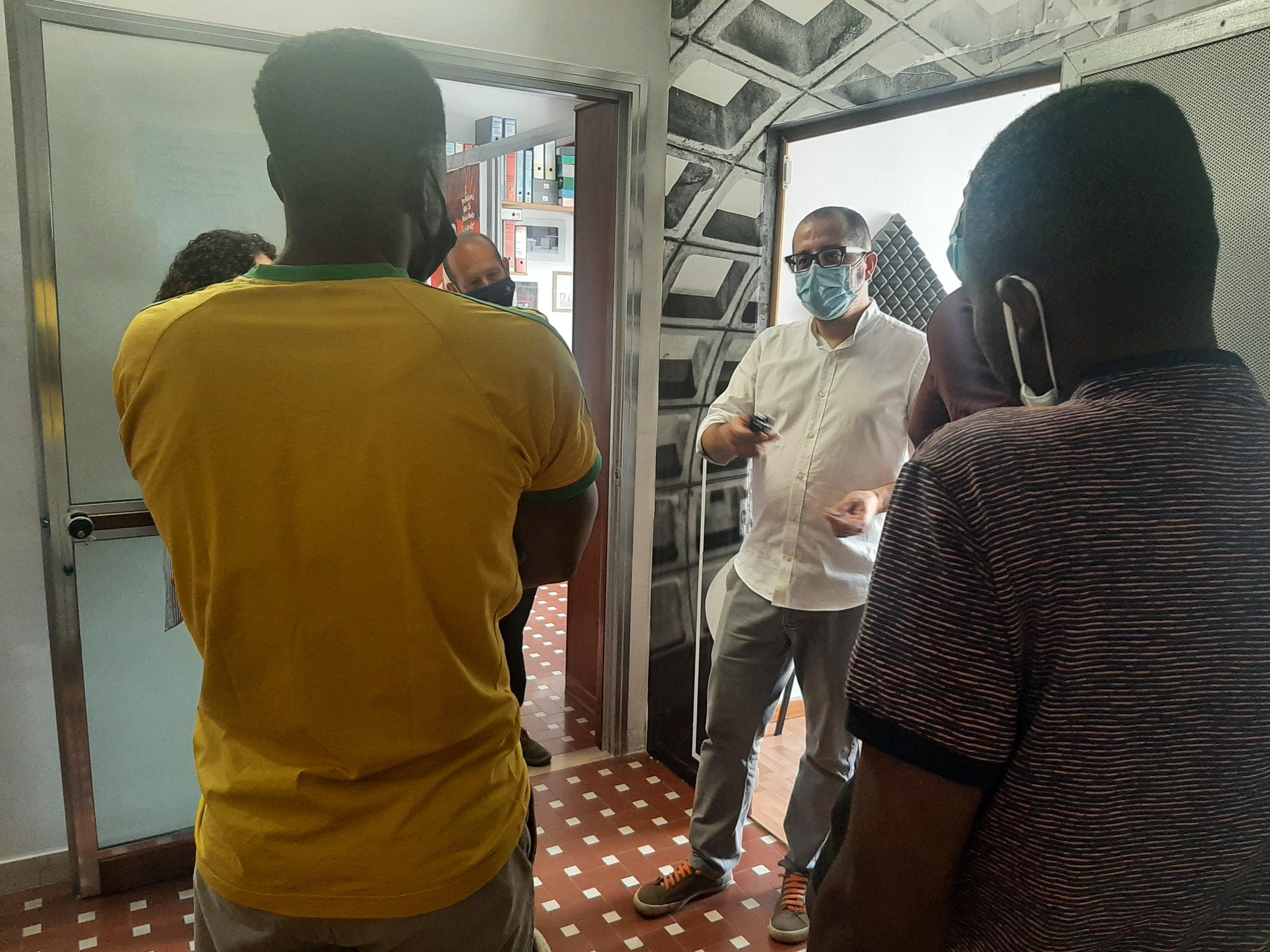 La radio per raccontare le storie di chi non ha voce 