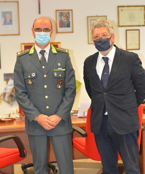 Il procuratore Manzione visita le Fiamme Gialle