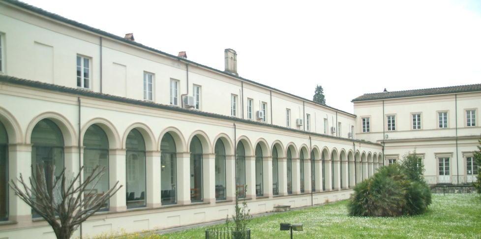 Mette in vendita il divano online e viene truffata 