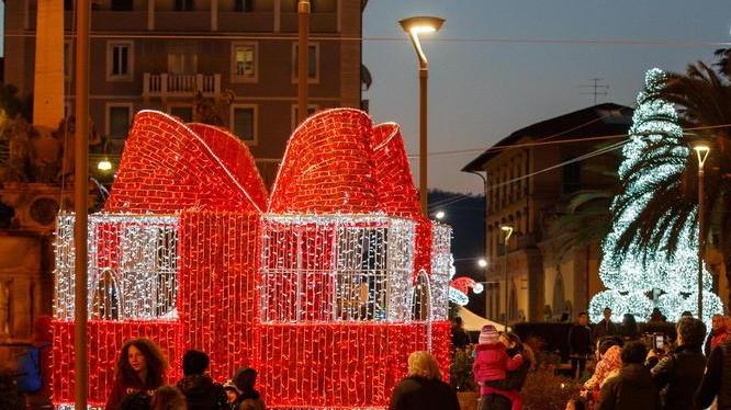Pronto “Un Natale da Fiaba” con tante luci e artisti di strada