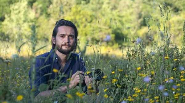 Il vignettista Staino fa tappa in biblioteca e con lui c’è Bobo