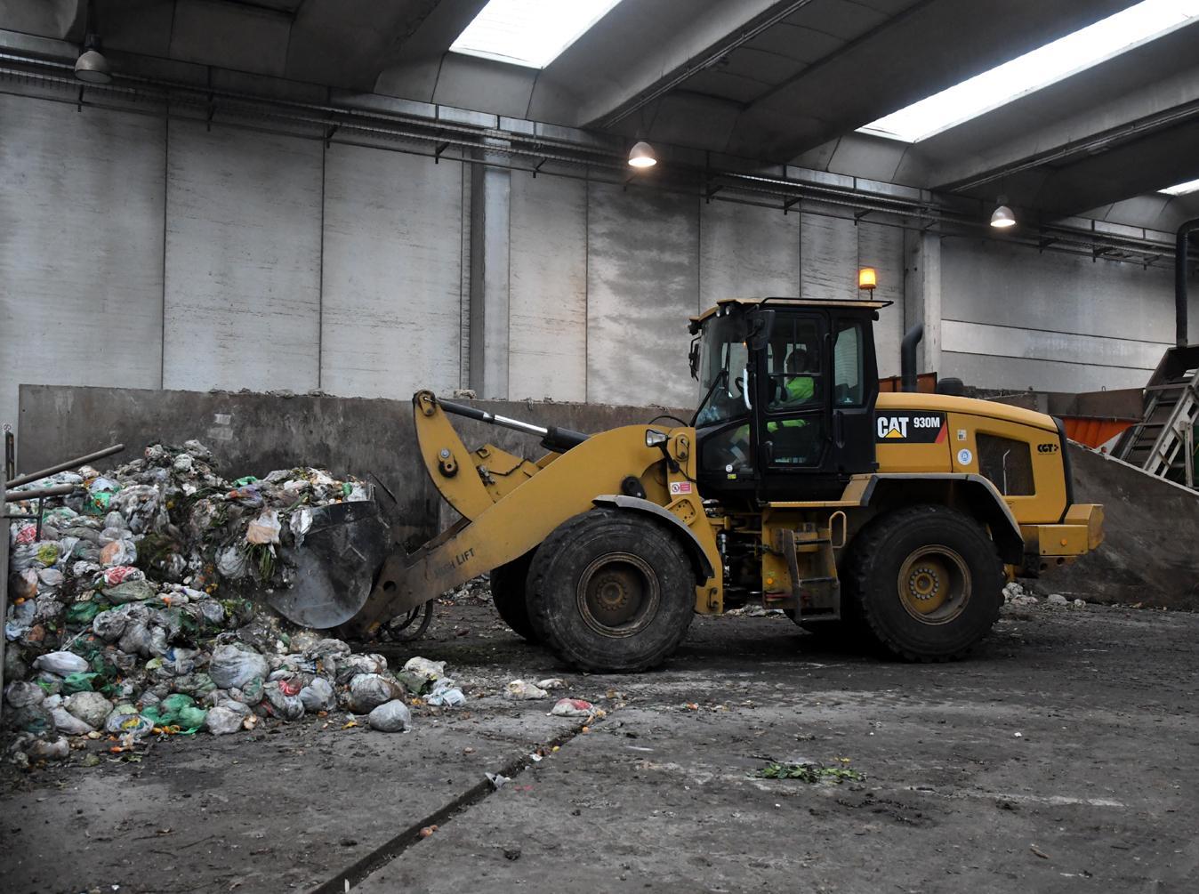 Rifiuti la plastica va nel sassarese 