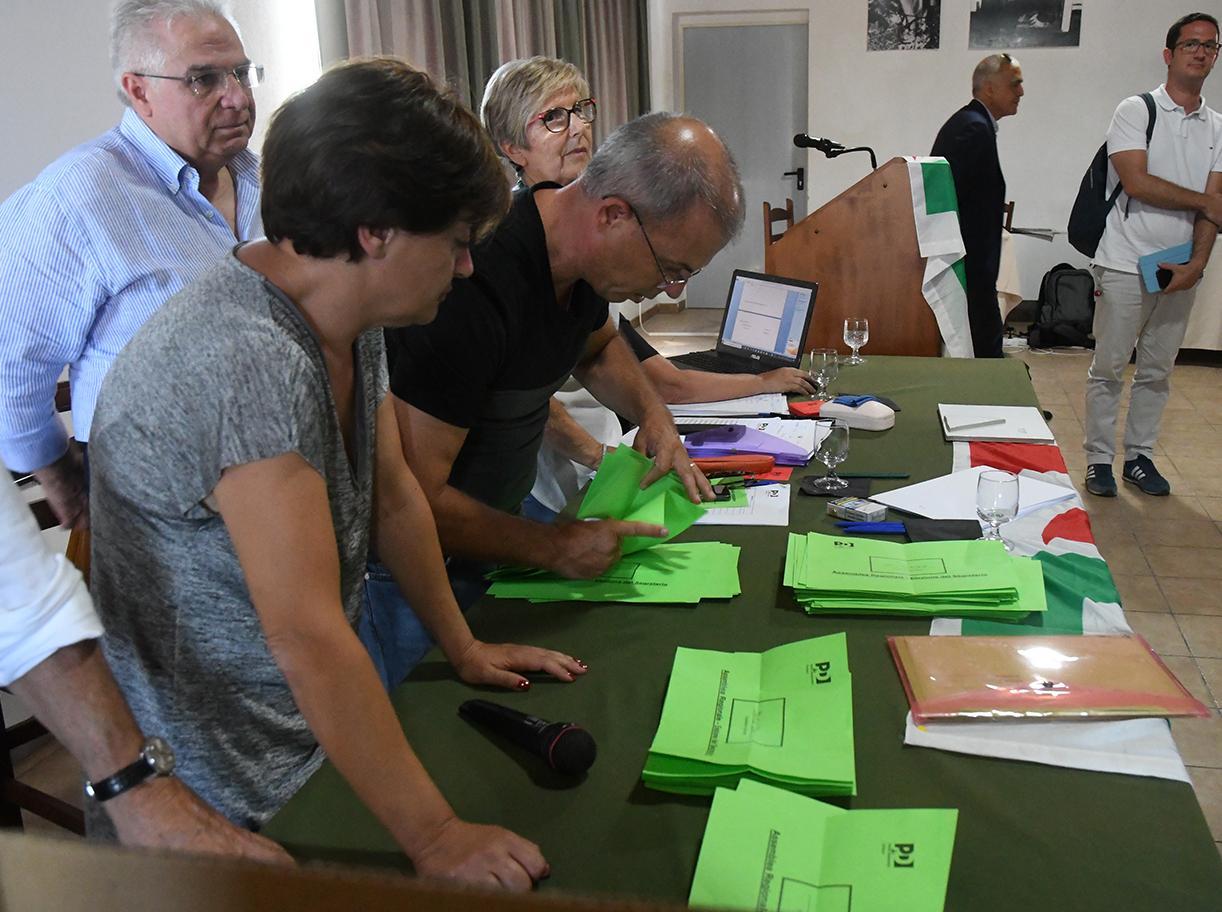 Pd, nessun candidato per la corsa alla segreteria 