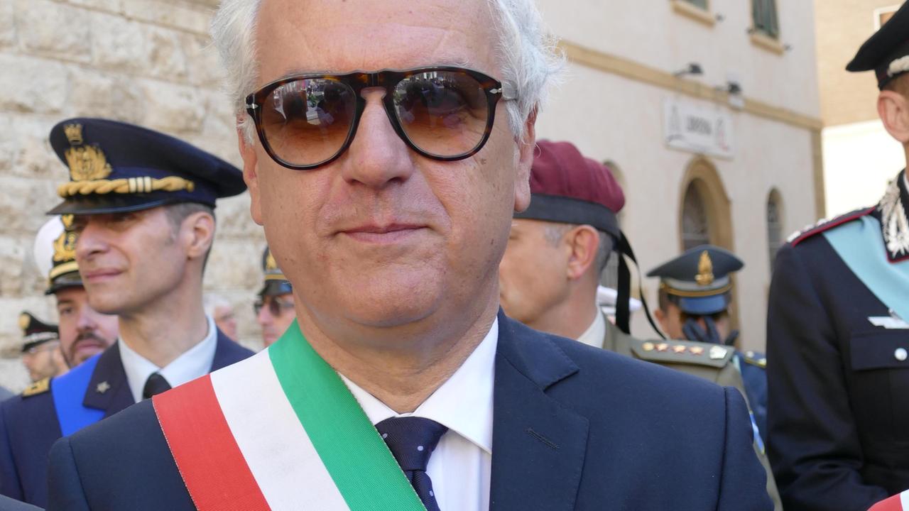 Il sindaco dell'Isola del Giglio Ortelli