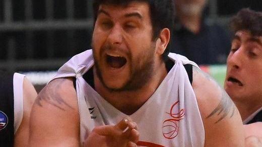 Gea recupera Roberti per il match contro Lucca «Stasera serve grinta»