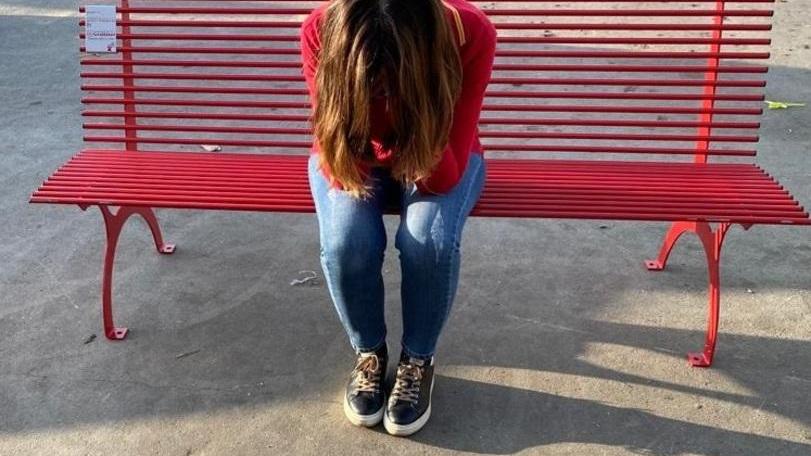 Due panchine rosse a Capannoli contro la violenza sulle donne
