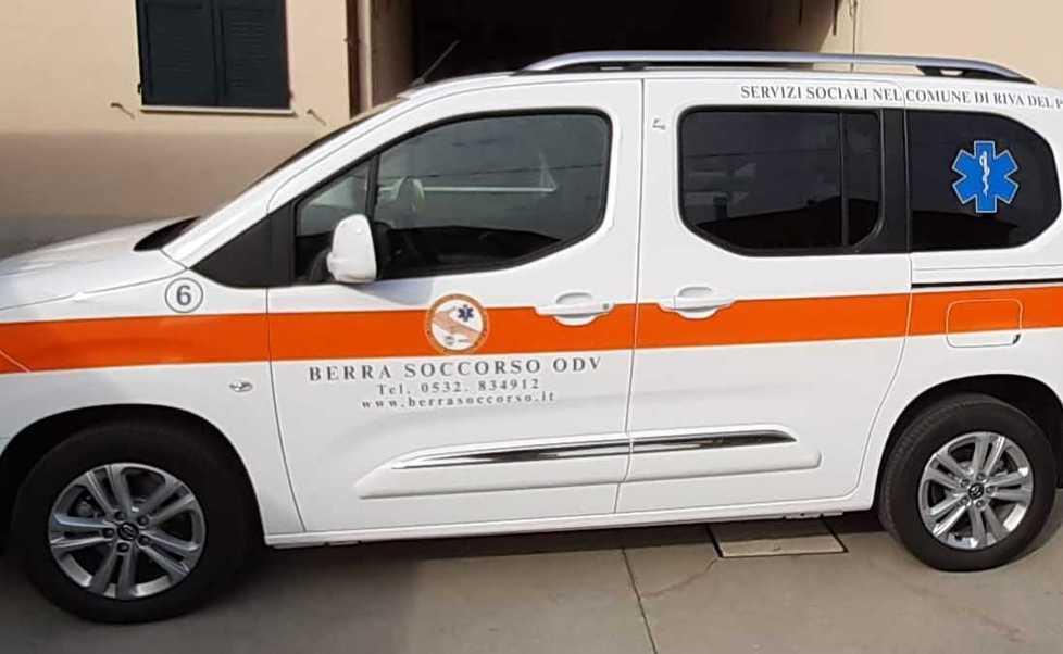 Una nuova auto attrezzata per i cittadini Dopo 13 anni Berra Soccorso è in prima fila