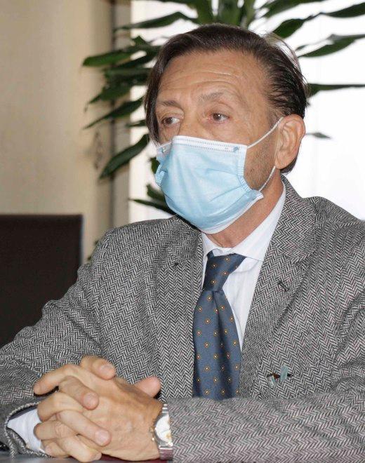 Concessioni balneari Il sindaco è preoccupato «Famiglie in pericolo»