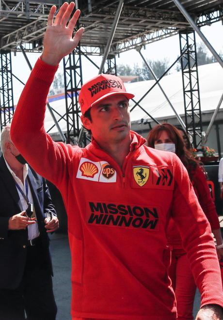 Dopo il pasticcio Hamilton-Verstappen Bottas conquista la pole, Sainz è terzo